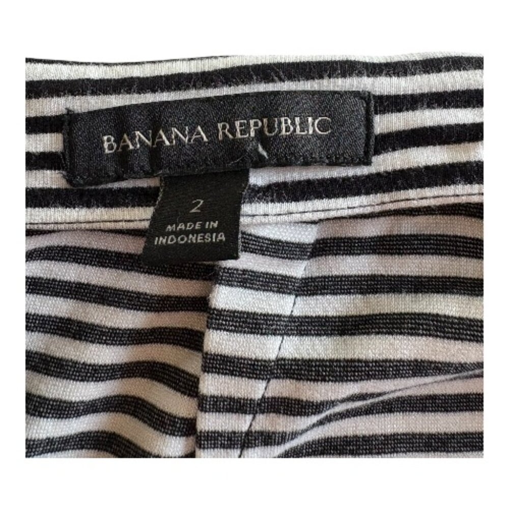 Banana Republic Black White Striped Pencil Skirt Size 2 (2372) - Picture 2 of 3